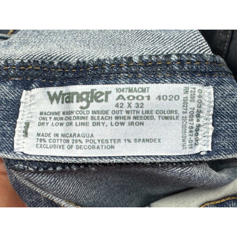 Wrangler Men's 47MWZ Regular Fit Advanced Comfort Blue Jeans - Size 42x32 - Picture 5 of 5